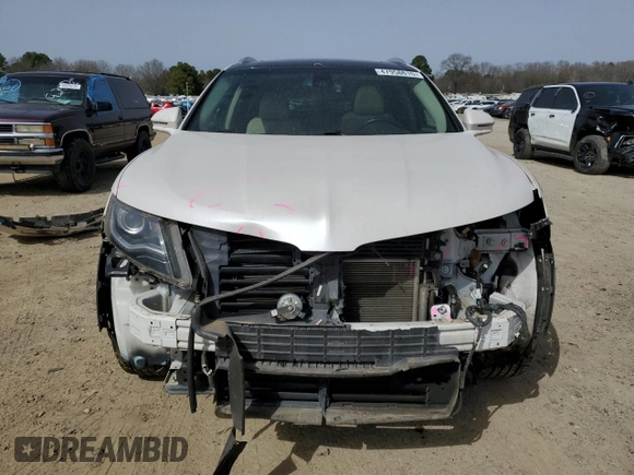 2016 Lincoln MKX Reserve with VIN 2LMTJ8LRXGBL57343, listed as a Copart auction lot 47958615 with 165,745 mi miles and Clean Title. Bid and sale history available at DreamBid. Image 5.
