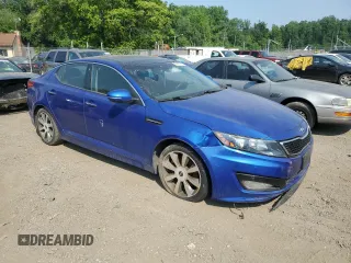 2013 Kia Optima SX z VIN 5XXGR4A68DG090873, wystawiony jako Copart lot #60827825 z przebiegiem Nie podano mil oraz Szkoda całkowita • Salvage title. Historia ofert i sprzedaży dostępna na DreamBid. Obrazek 4.