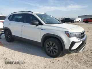2022 Volkswagen Taos S z VIN 3VVDX7B23NM046240, wystawiony jako Copart lot #48912275 z przebiegiem 66 777 mil mil oraz Szkoda całkowita • Salvage title. Historia ofert i sprzedaży dostępna na DreamBid. Obrazek 4.