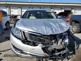 2017 Lincoln MKX Premiere with VIN 2LMPJ6JR8HBL40292, listed as a Copart auction lot 84525174 with 80,340 mi miles and Salvage Title. Bid and sale history available at carsss.com. Image 5.