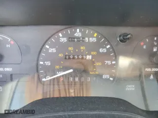 1993 Ford Taurus GL with VIN 1FALP5247PG143248, listed as a Copart auction lot 83922634 with 605,096 mi miles and Salvage Title. Bid and sale history available at carsss.com. Image 9.