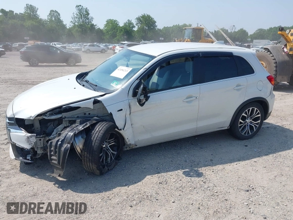 2018 Mitsubishi Outlander ES z VIN JA4AP3AU9JU023316, wystawiony jako IAAI lot #42496213 z przebiegiem 24 772 mil mil oraz . Historia ofert i sprzedaży dostępna na DreamBid. Obrazek 2.