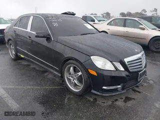 2013 Mercedes-Benz E-Class E 350 Luxury with VIN WDDHF5KB1DA768749, listed as a IAAI auction lot 41557095 with 110,712 mi miles. Bid and sale history available at carsss.com. Image 1.