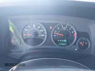 2008 Jeep Patriot Sport с VIN 1J8FT28W88D636040, выставлен на аукционе IAAI как лот 41433558 с пробегом 143 563 миль миль и . История ставок и продаж доступна на DreamBid. Изображение 7.