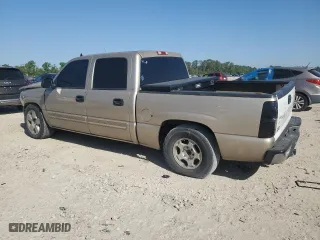 2006 Chevrolet Silverado 1500 LT1 with VIN 2GCEC13T061176102, listed as a Copart auction lot 52390965 with 215,312 mi miles and Salvage Title. Bid and sale history available at carsss.com. Image 2.