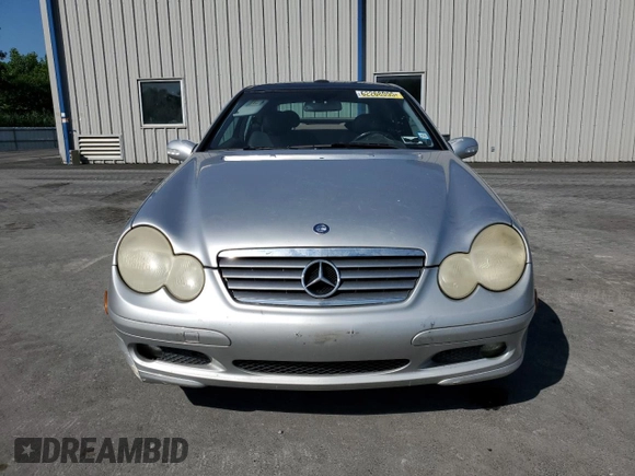 2004 Mercedes-Benz C 230 Kompressor z VIN WDBRN40J94A548568, wystawiony jako Copart lot #62208055 z przebiegiem 68 437 mil mil oraz Szkoda całkowita • Salvage title. Historia ofert i sprzedaży dostępna na DreamBid. Obrazek 5.