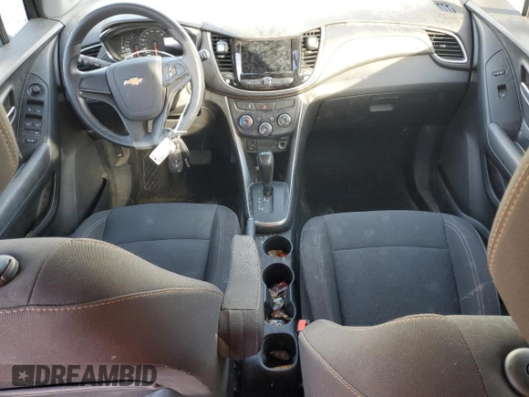 2019 Chevrolet Trax LS with VIN 3GNCJNSB6KL245341, listed as a Copart auction lot 85442734 with 85,000 mi miles and Salvage Title. Bid and sale history available at carsss.com. Image 8.