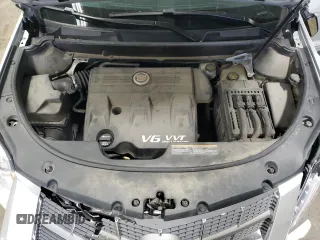 2012 Cadillac SRX Luxury Collection z VIN 3GYFNDE30CS650248, wystawiony jako Copart lot #58425155 z przebiegiem 83 085 mil mil oraz Szkoda całkowita • Salvage title. Historia ofert i sprzedaży dostępna na DreamBid. Obrazek 12.