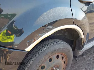 2009 Ford Escape Limited с VIN 1FMCU94G09KC03481, выставлен на аукционе IAAI как лот 42126118 с пробегом 167 446 миль миль и . История ставок и продаж доступна на DreamBid. Изображение 6.