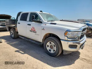 2020 Ram 2500 Tradesman with VIN 3C6UR5CLXLG257989, listed as a Copart auction lot 61019805 with 113,155 mi miles and Salvage title. Bid and sale history available at DreamBid. Image 4.