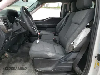 2024 Ford F-150 z VIN 1FTEW1KP3RKE77267, wystawiony jako Copart lot #53138905 z przebiegiem 11 781 mil mil oraz Szkoda całkowita • Salvage title. Historia ofert i sprzedaży dostępna na DreamBid. Obrazek 7.