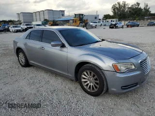 2011 Chrysler 300 with VIN 2C3CA4CG9BH523403, listed as a Copart auction lot 87312334 with 181,366 mi miles and Clean Title. Bid and sale history available at carsss.com. Image 4.