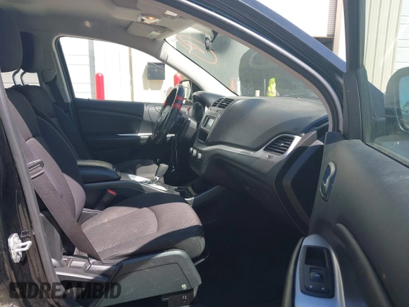2015 Dodge Journey SXT with VIN 3C4PDCBG2FT560953, listed as a IAAI auction lot 42053264 with 127,463 mi miles and . Bid and sale history available at DreamBid. Image 5.
