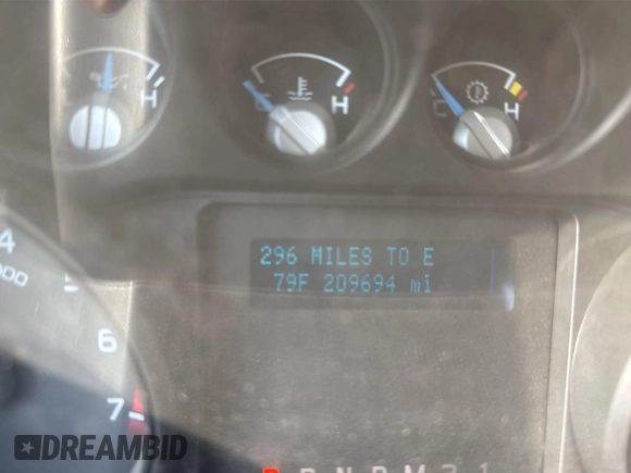 2012 Ford F-250 XL z VIN 1FT7W2B66CEC58671, wystawiony jako IAAI lot #42882779 z przebiegiem 209 694 mil mil oraz . Historia ofert i sprzedaży dostępna na DreamBid. Obrazek 18.