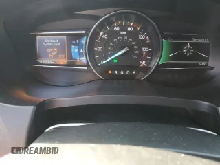 2017 Ford Explorer XLT with VIN 1FM5K8D82HGC17014, listed as a Copart auction lot 60517145 with 110,254 mi miles and Salvage title. Bid and sale history available at DreamBid. Image 9.