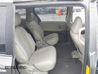 2011 Toyota Sienna XLE AAS with VIN 5TDYK3DC7BS041020, listed as a IAAI auction lot 42218328 with Not Provided miles and . Bid and sale history available at DreamBid. Image 8.