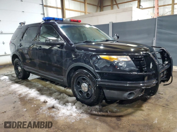 2015 Ford Utility Police Interceptor with VIN 1FM5K8AR4FGC26971, listed as a Copart auction lot 89174345 with 190,101 mi miles and Clean Title. Bid and sale history available at carsss.com. Image 4.
