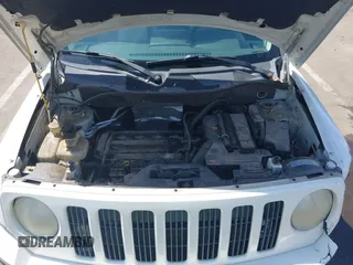 2008 Jeep Patriot Sport with VIN 1J8FT28098D722050, listed as a IAAI auction lot 42173974 with 125,343 mi miles and . Bid and sale history available at DreamBid. Image 10.