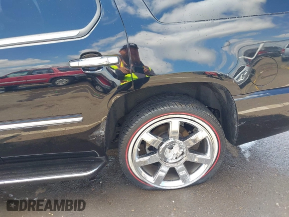 2010 Cadillac Escalade Luxury с VIN 1GYUCBEFXAR214311, выставлен на аукционе IAAI как лот 42140390 с пробегом 143 200 миль миль и . История ставок и продаж доступна на DreamBid. Изображение 6.