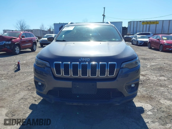 2019 Jeep Cherokee Latitude Plus with VIN 1C4PJMLB9KD177741, listed as a IAAI auction lot 41904835 with 110,792 mi miles. Bid and sale history available at carsss.com. Image 11.