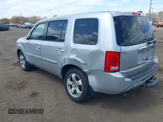2013 Honda Pilot EX-L with VIN 5FNYF4H56DB028031, listed as a IAAI auction lot 42092264 with 174,520 mi miles. Bid and sale history available at carsss.com. Image 3.