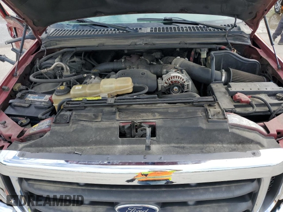 2002 Ford F-250 XL z VIN 1FTNX21F72EA79026, wystawiony jako Copart lot #55917255 z przebiegiem 265 951 mil mil oraz Szkoda całkowita • Salvage title. Historia ofert i sprzedaży dostępna na DreamBid. Obrazek 11.