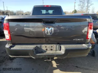 2022 Ram 2500 Tradesman with VIN 3C6UR5HJ2NG354744, listed as a Copart auction lot 43174365 with 17,589 mi miles and Salvage Title. Bid and sale history available at carsss.com. Image 6.