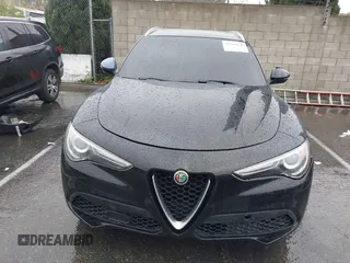 2018 Alfa Romeo Stelvio z VIN ZASFAKANXJ7C23921, wystawiony jako IAAI lot #38783836 z przebiegiem 93 482 mil mil oraz . Historia ofert i sprzedaży dostępna na DreamBid. Obrazek 12.