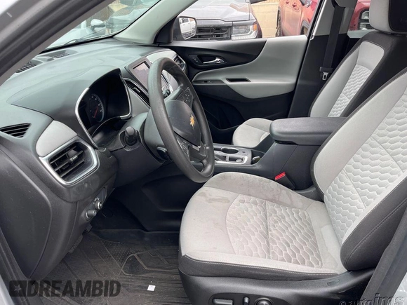 2021 Chevrolet Equinox LS z VIN 3GNAXFEV9MS175201, wystawiony jako IAAI lot #42495755 z przebiegiem 114 474 mil mil oraz . Historia ofert i sprzedaży dostępna na DreamBid. Obrazek 12.