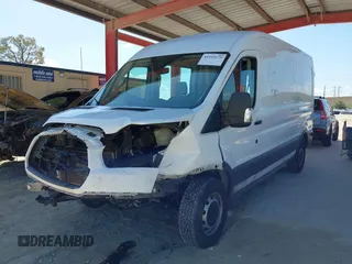2017 Ford Transit z VIN 1FTYE2CM1HKA13709, wystawiony jako IAAI lot #41933179 z przebiegiem 147 539 mil mil oraz . Historia ofert i sprzedaży dostępna na DreamBid. Obrazek 17.