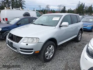 2006 Volkswagen Touareg 4.2L V8 with VIN WVGZM77L06D043948, listed as a IAAI auction lot 41839431 with 207,496 mi miles. Bid and sale history available at carsss.com. Image 17.
