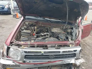1996 Nissan Pathfinder XE with VIN JN8AR05Y1TW049898, listed as a IAAI auction lot 39081336 with 326,792 mi miles. Bid and sale history available at carsss.com. Image 10.