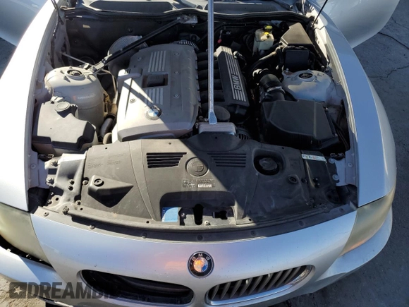 2006 BMW Z4 3.0si with VIN 4USBU53526LX00833, listed as a Copart auction lot 43766645 with 139,402 mi miles and Clean title. Bid and sale history available at DreamBid. Image 11.