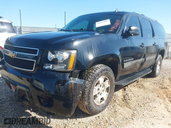 2014 Chevrolet Suburban LT with VIN 1GNSCJE00ER198703, listed as a IAAI auction lot 41952805 with 228,579 mi miles and . Bid and sale history available at DreamBid. Image 17.