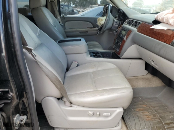 2007 Chevrolet Avalanche LT w/3LT with VIN 3GNEC12057G187006, listed as a Copart auction lot 69857234 with 0 mi miles and Salvage Title. Bid and sale history available at carsss.com. Image 7.