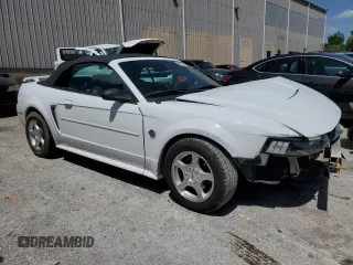 2004 Ford Mustang Deluxe with VIN 1FAFP44484F112788, listed as a Copart auction lot 58056134 with 190,207 mi miles and Non Repairable. Bid and sale history available at carsss.com. Image 4.