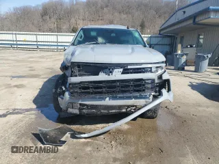 2024 Chevrolet Silverado 1500 RST with VIN 2GCUDEEDXR1247199, listed as a Copart auction lot 48608675 with 10,798 mi miles and Salvage Title. Bid and sale history available at carsss.com. Image 5.