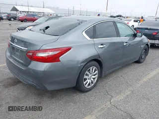 2018 Nissan Altima SV with VIN 1N4AL3AP3JC162204, listed as a IAAI auction lot 41903783 with 95,849 mi miles and . Bid and sale history available at carsss.com. Image 4.