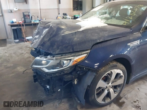 2019 Kia Optima LX with VIN 5XXGT4L3XKG317045, listed as a IAAI auction lot 41282478 with 37,028 mi miles and . Bid and sale history available at carsss.com. Image 18.