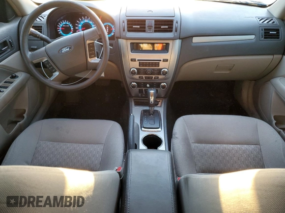 2011 Ford Fusion SE with VIN 3FAHP0HAXBR263004, listed as a Copart auction lot 42732605 with 119,286 mi miles and Salvage Title. Bid and sale history available at DreamBid. Image 8.