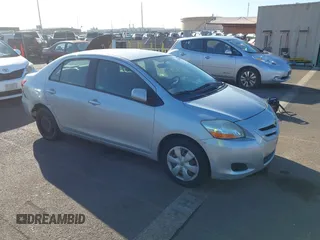 2008 Toyota Yaris with VIN JTDBT923581205640, listed as a IAAI auction lot 41636353 with 102,614 mi miles. Bid and sale history available at carsss.com. Image 1.