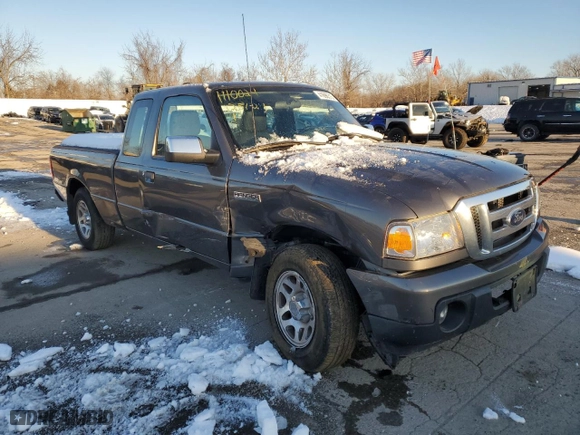 2011 Ford Ranger XLT with VIN 1FTKR4EE6BPA33041, listed as a Copart auction lot 41696315 with 135,671 mi miles and Salvage Title. Bid and sale history available at carsss.com. Image 4.