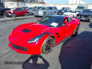 2019 Chevrolet Corvette Grand Sport 2LT z VIN 1G1YY2D72K5100324, wystawiony jako IAAI lot #41603069 z przebiegiem 19 463 mil mil oraz . Historia ofert i sprzedaży dostępna na DreamBid. Obrazek 19.