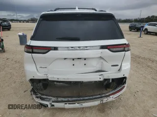 2022 Jeep Grand Cherokee Overland z VIN 1C4RJHDG9N8617593, wystawiony jako Copart lot #84834794 z przebiegiem 38 434 mil mil oraz Szkoda całkowita • Salvage title. Historia ofert i sprzedaży dostępna na DreamBid. Obrazek 6.