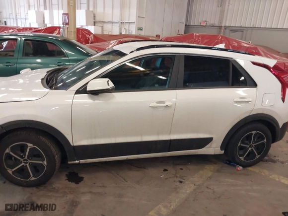 2024 Kia Niro EX Touring with VIN KNDCR3LE8R5127624, listed as a IAAI auction lot 41603103 with 37,653 mi miles. Bid and sale history available at carsss.com. Image 15.