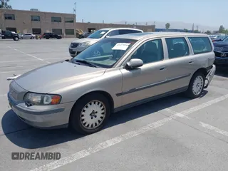 2001 Volvo V70 с VIN YV1SW58D911021608, выставлен на аукционе IAAI как лот 42427856 с пробегом 169 220 миль миль и . История ставок и продаж доступна на DreamBid. Изображение 2.