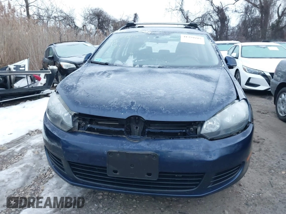 2012 Volkswagen Jetta SportWagen TDI with VIN 3VWPL7AJ7CM696165, listed as a IAAI auction lot 41359215 with 204,113 mi miles. Bid and sale history available at carsss.com. Image 6.