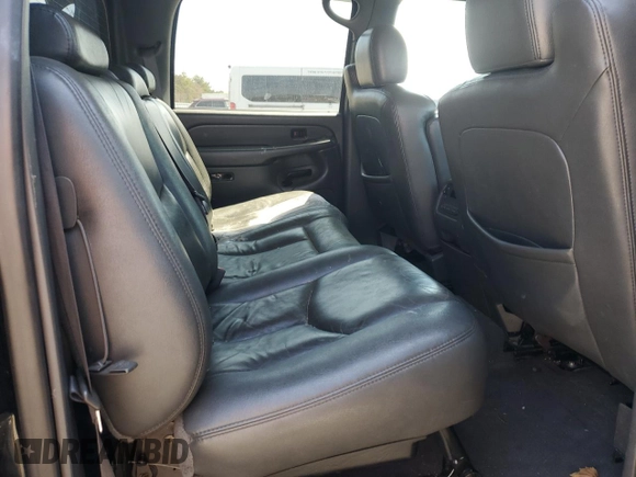 2004 Chevrolet Avalanche Z71 with VIN 3GNEK12T64G205196, listed as a Copart auction lot 54190825 with 152,076 mi miles and Salvage Title. Bid and sale history available at carsss.com. Image 10.