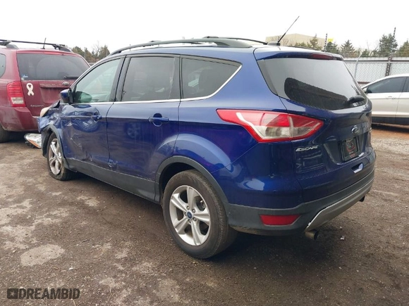 2013 Ford Escape SE with VIN 1FMCU0GX3DUA37364, listed as a IAAI auction lot 41527097 with 1 mi miles. Bid and sale history available at carsss.com. Image 3.