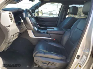 2024 Toyota Tundra 4WD Platinum with VIN 5TFNA5DB5RX152811, listed as a Copart auction lot 46253425 with 22,776 mi miles and Salvage Title. Bid and sale history available at carsss.com. Image 7.